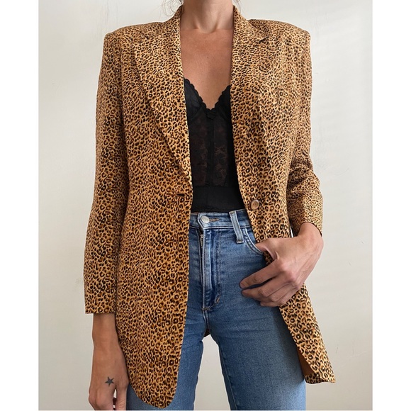 Vintage Jackets & Blazers - Vintage Silk Diane Gilman Leopard Blazer.